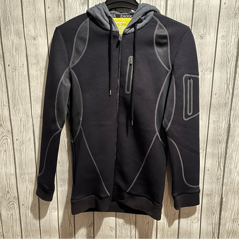 Men’s Zaggora Black Hooded Body Jacket with Yellow Lining Size M
